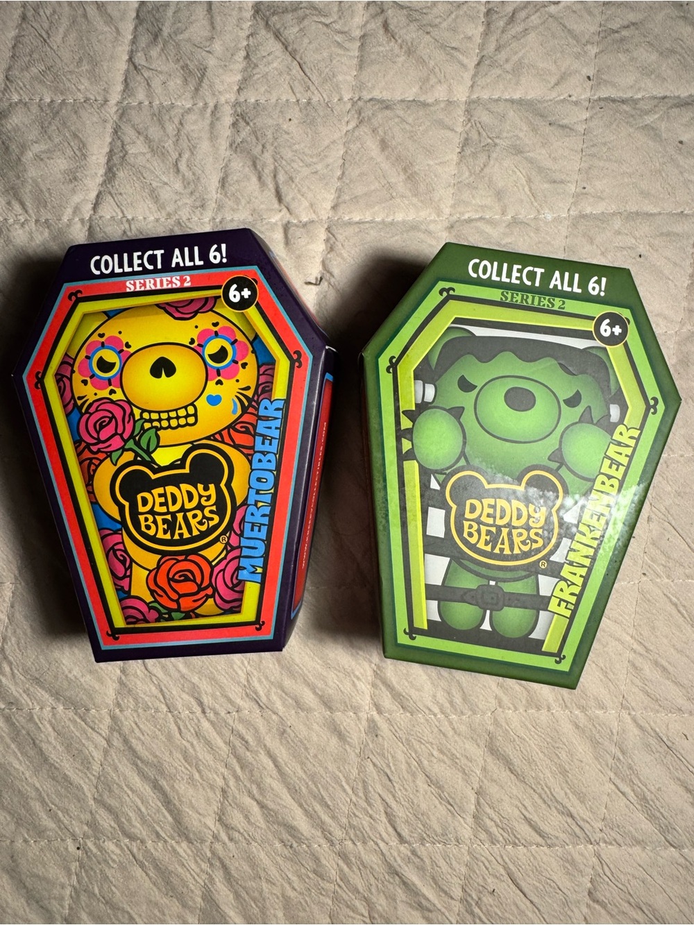 Teddy Bears Series 2 Collectible Toy Coffin Pack - Yellow & Green